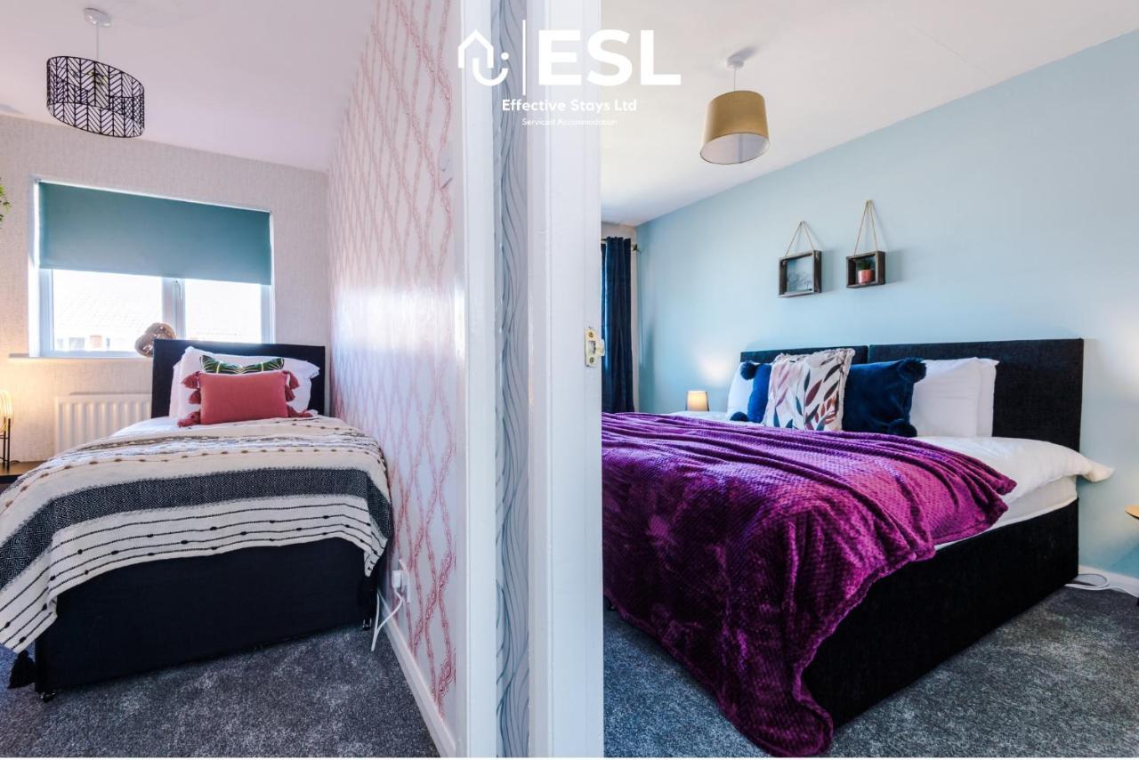 3 Bedroom House With Garden And Driveway Parking - Less Than 10 Mins From Chester City Centre Экстерьер фото